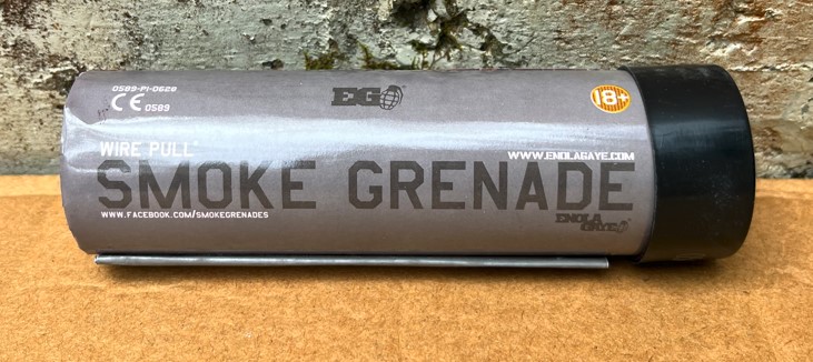 Wire Pull Smoke Grenade Black - WP40